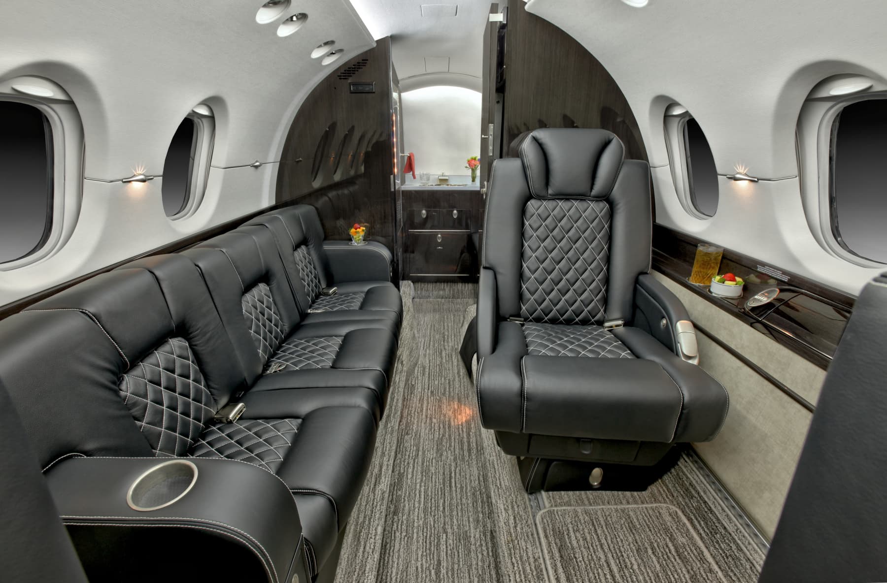 Hawker 800XP N18GU