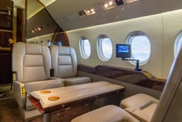 Falcon 2000 N190SA