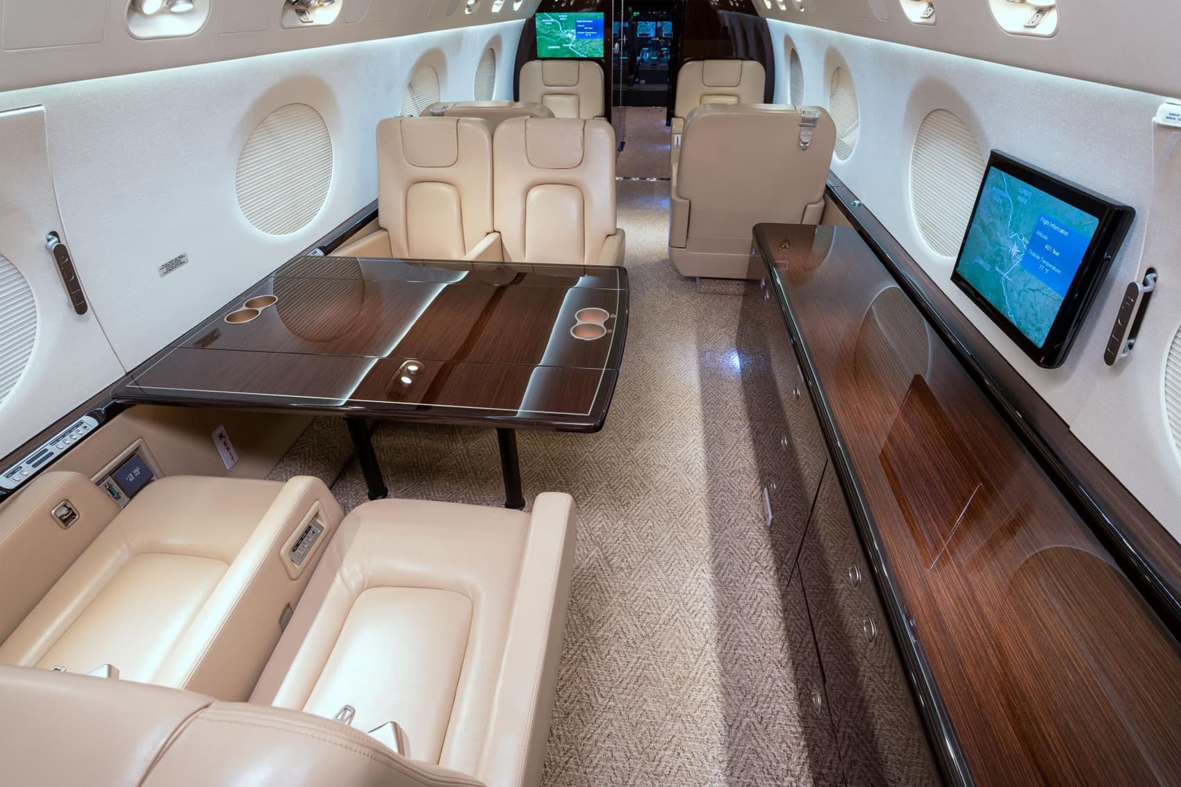 Gulfstream G550 N1969C