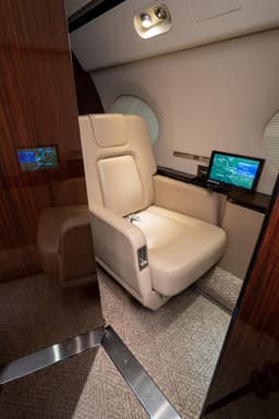 Gulfstream G550 N1969C