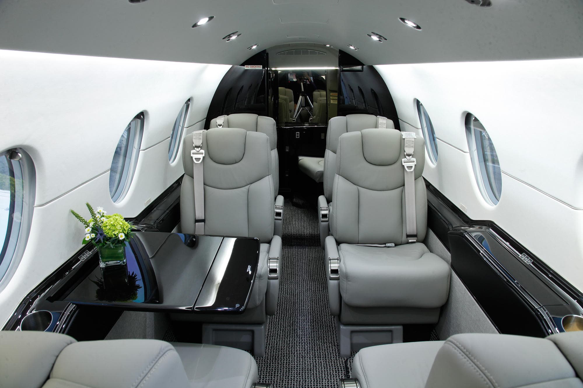 Hawker 400XP N1980E