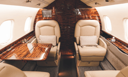 Learjet 60 N198HB