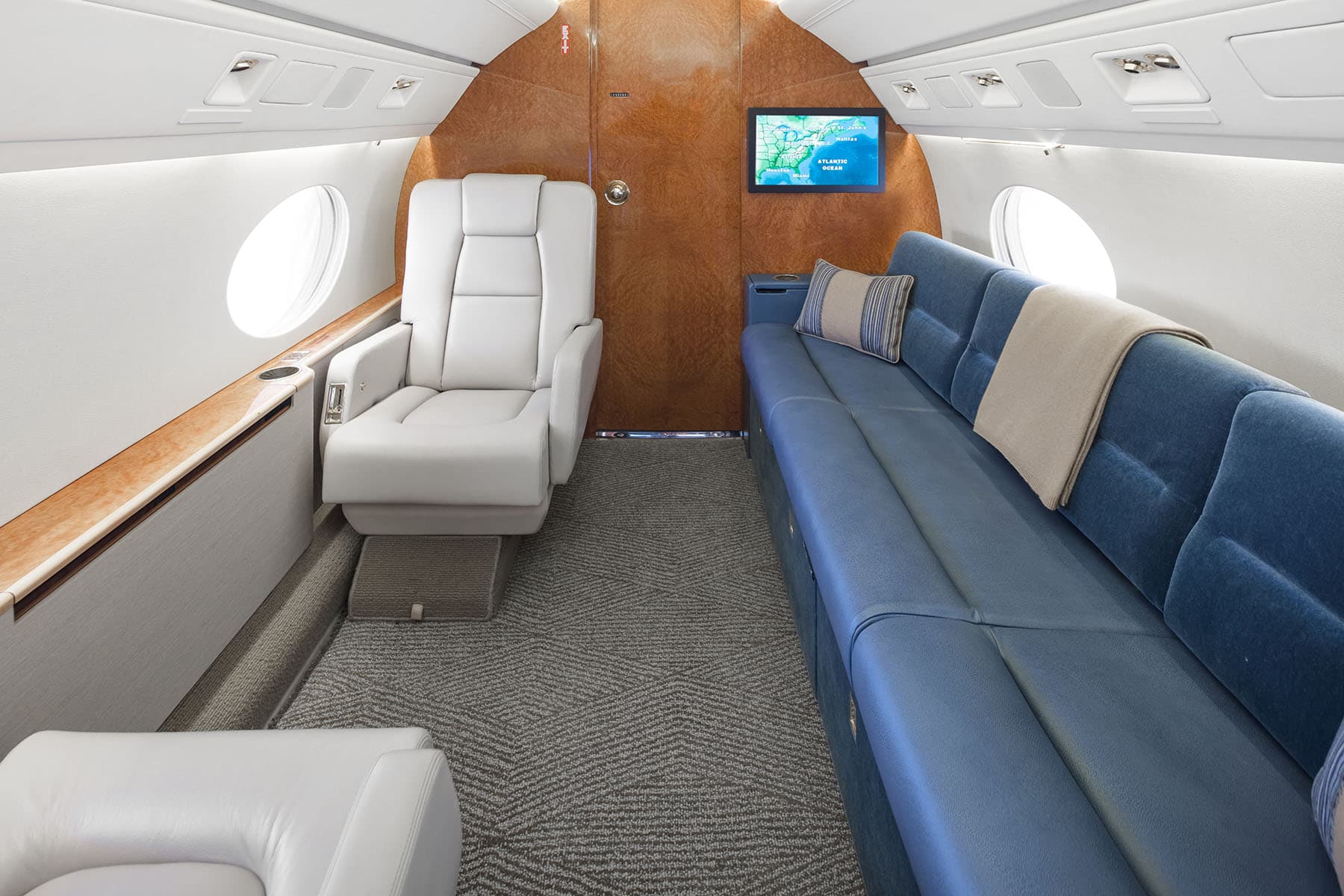 Gulfstream G100 N1D
