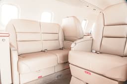 Learjet 60 N208BH