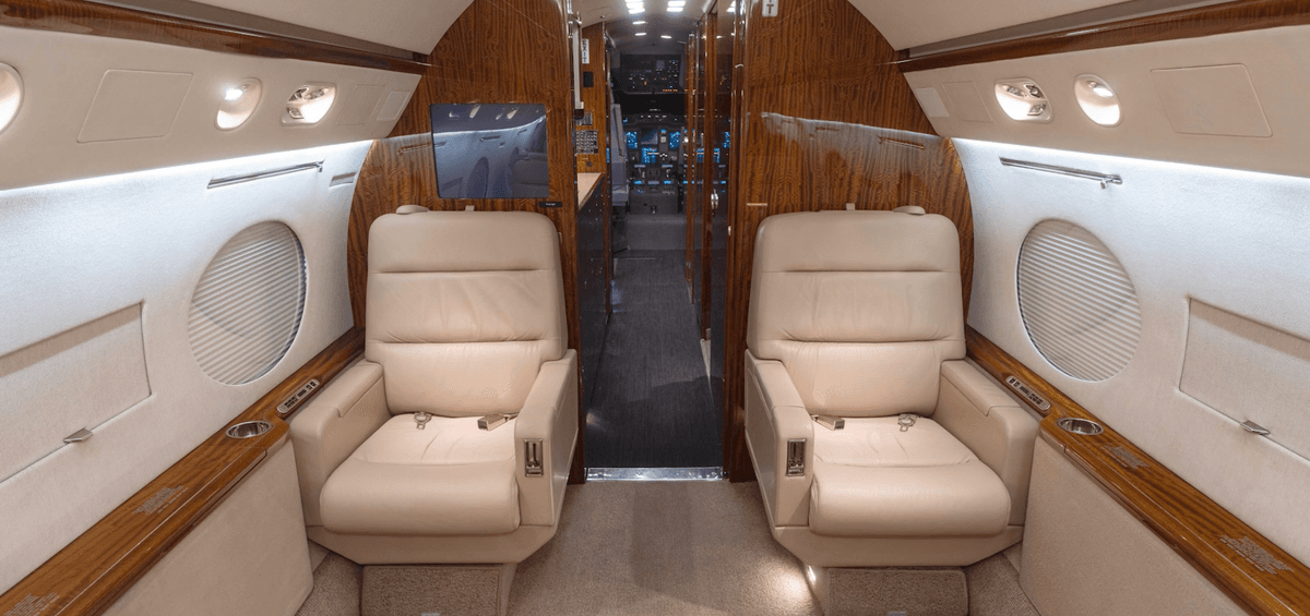 Gulfstream V N208VA