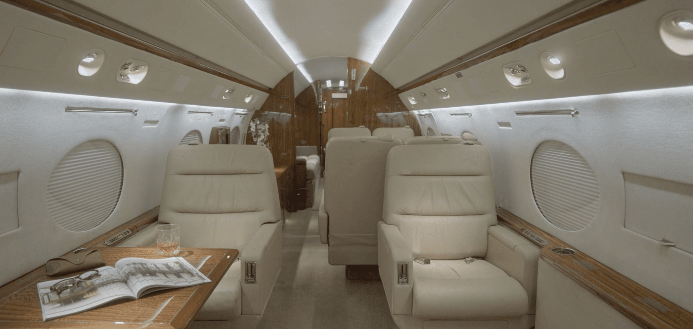 Gulfstream V N208VA