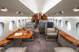 Falcon 2000EX N20YC