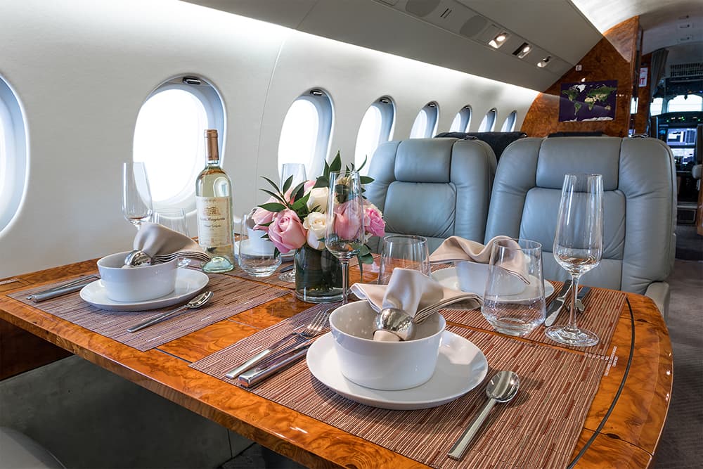 Falcon 2000EX N20YC