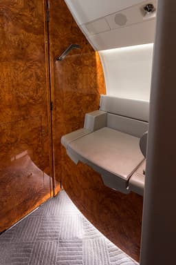 Falcon 2000EX N20YC