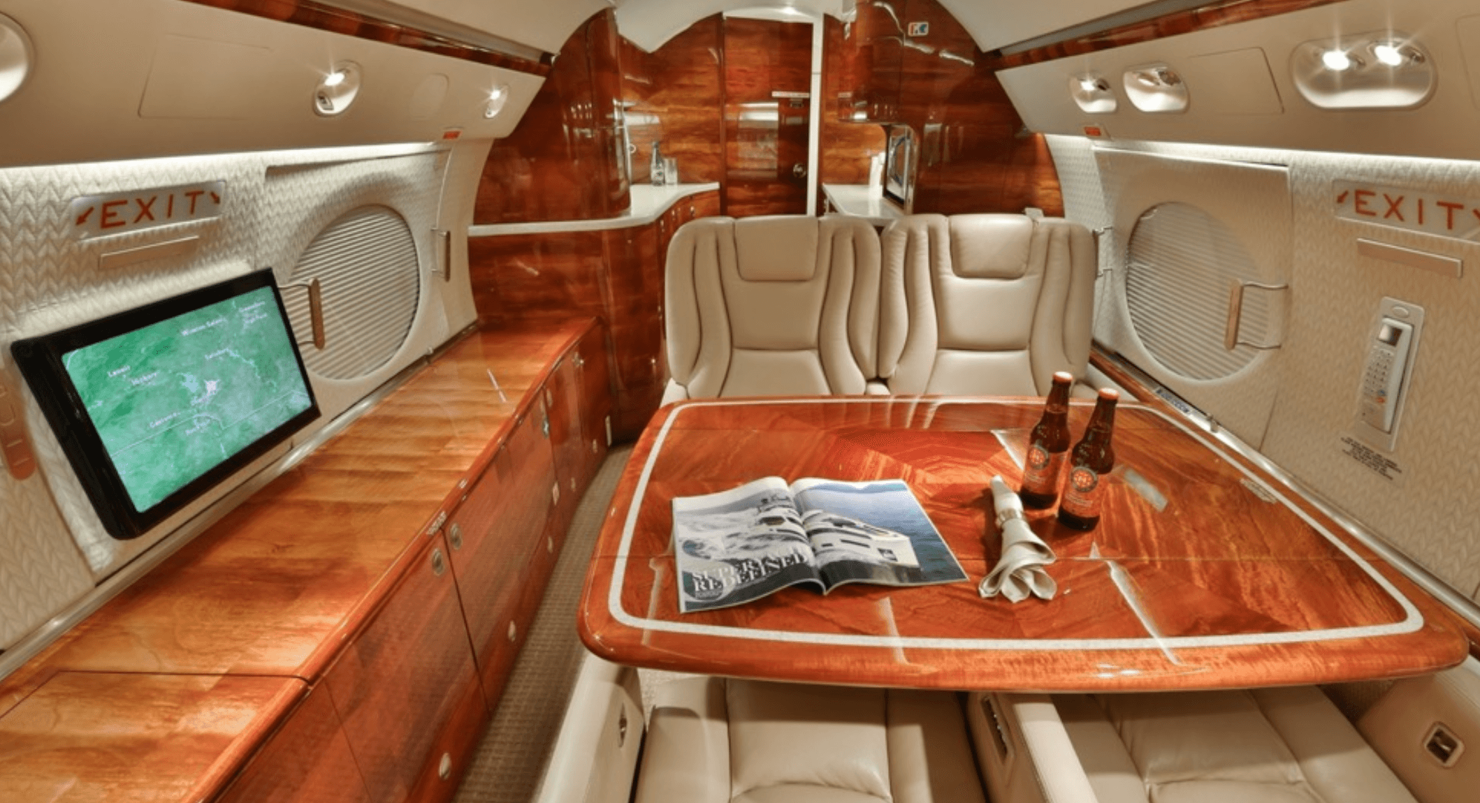 Gulfstream V N211DR