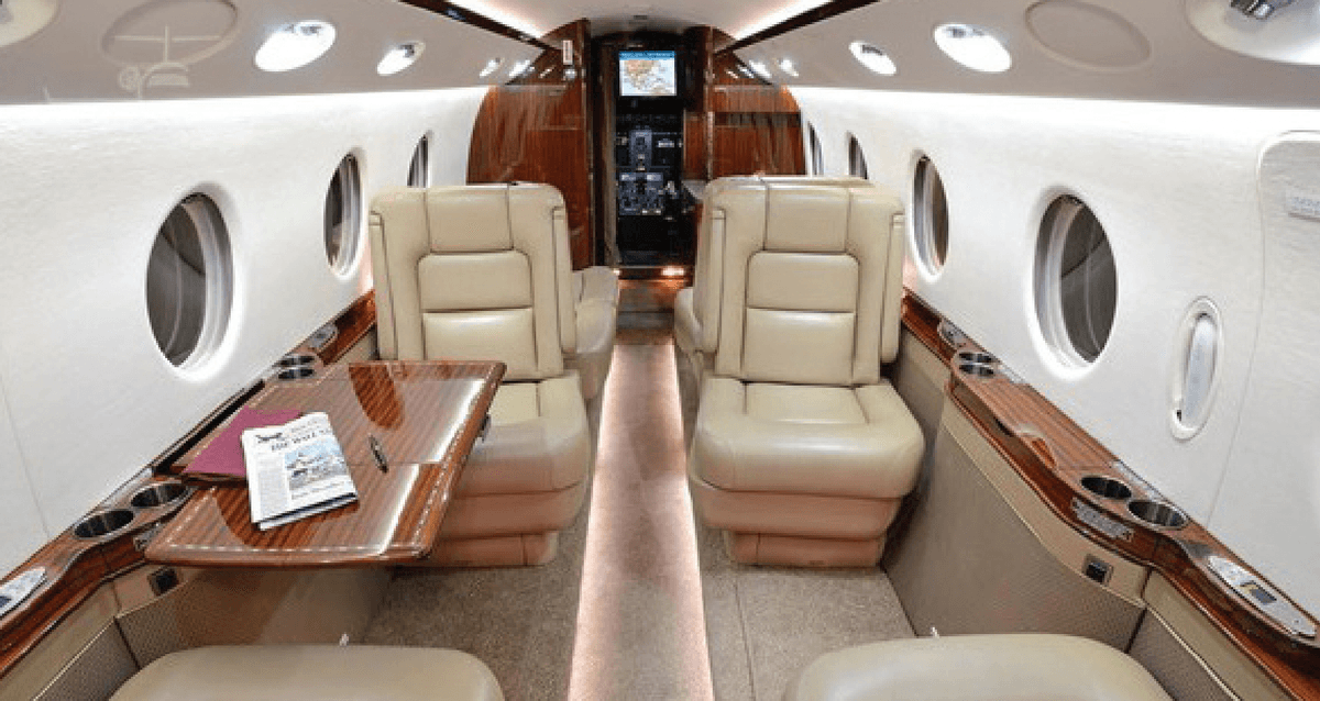 Gulfstream G150 N211TA
