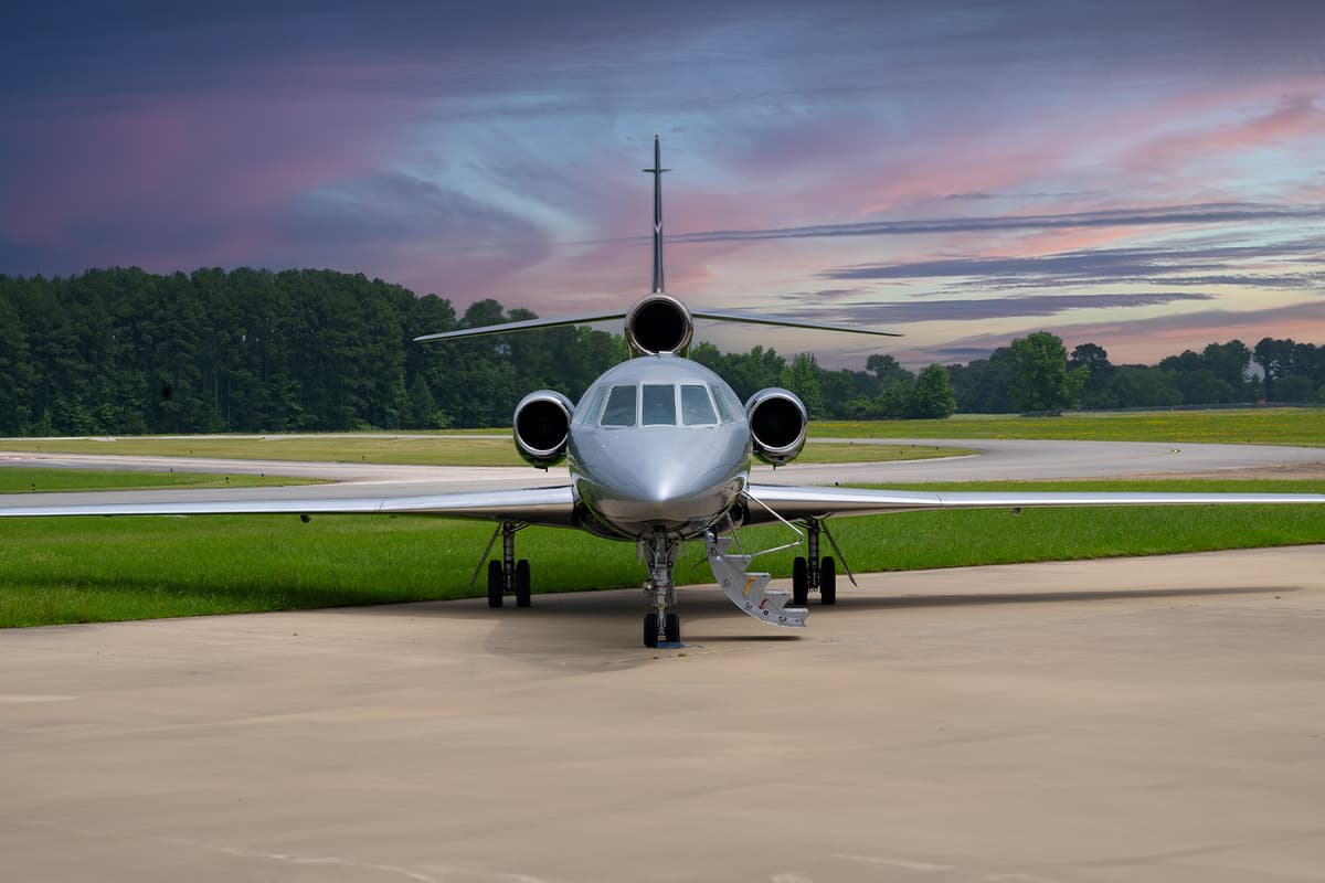 Falcon 50EX N214DV