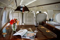 Gulfstream V N215BB