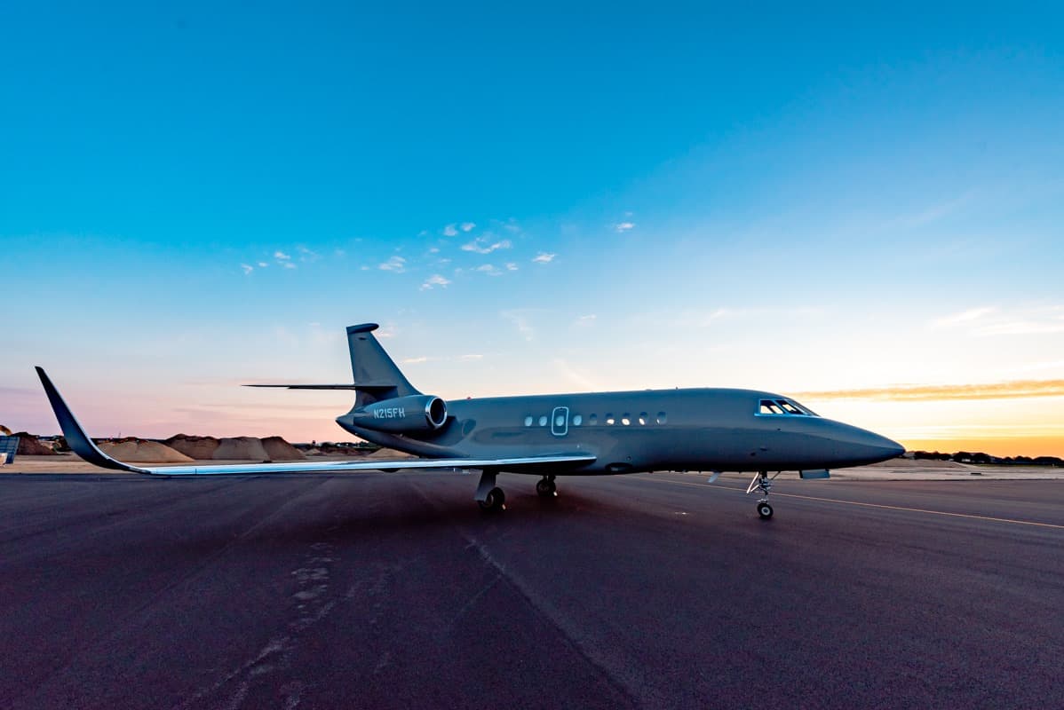 Falcon 2000EX N215FH