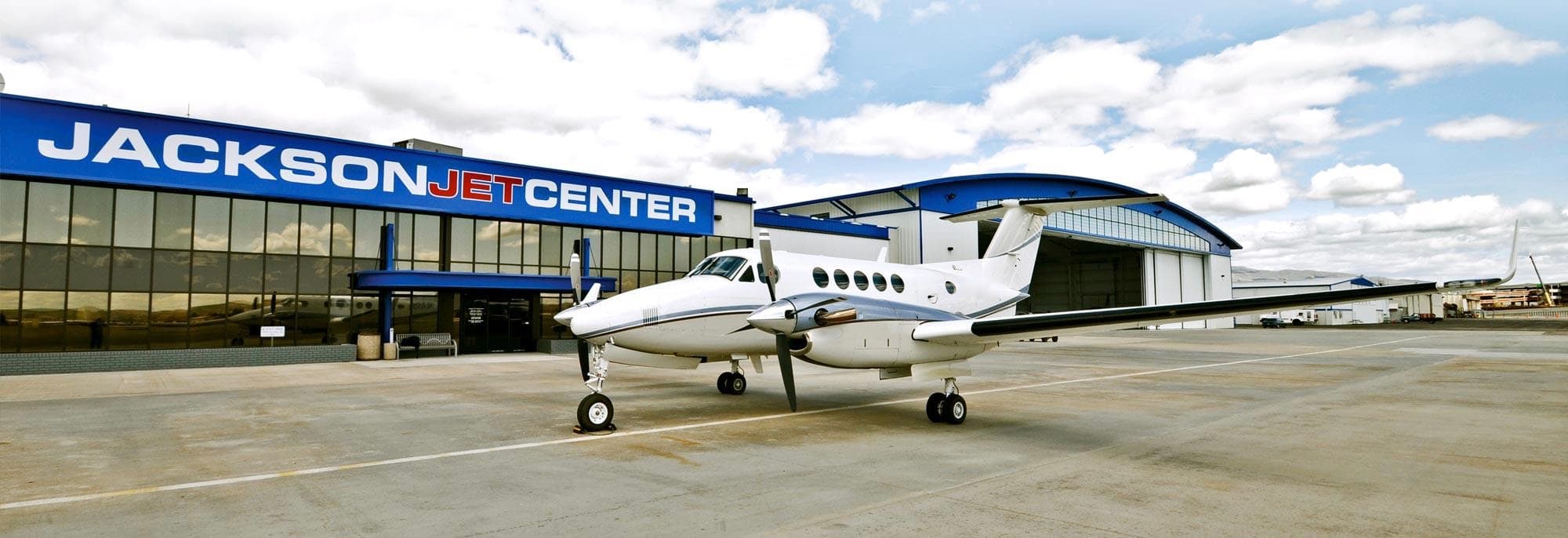 Beechcraft King Air 200 N217LG