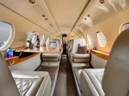Falcon 50 N217PT