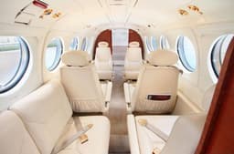 Beechcraft King Air 200 N220RA