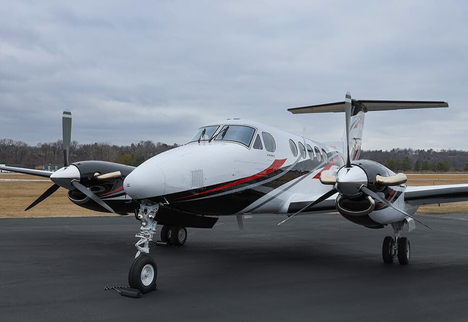 Beechcraft King Air 200 N220TT