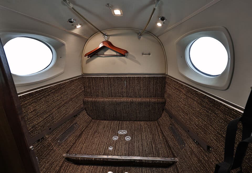 Beechcraft King Air 200 N220TT