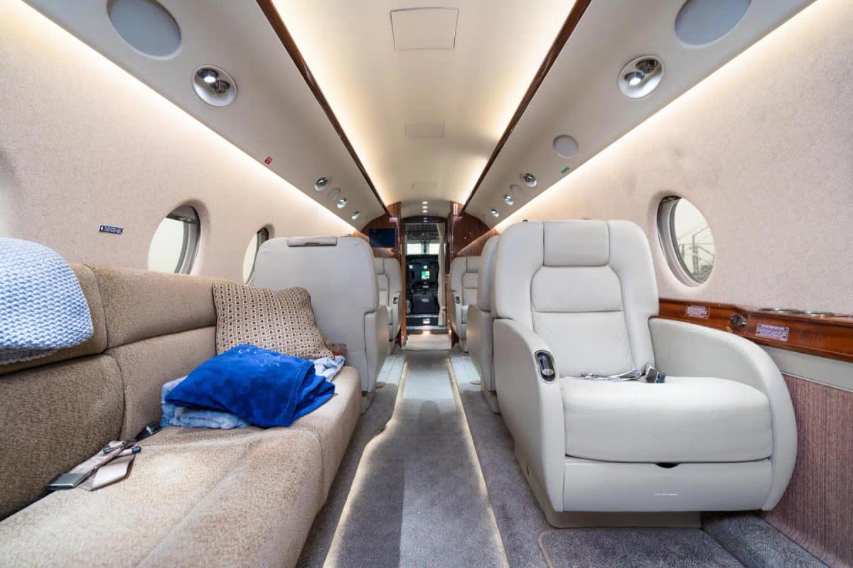 Gulfstream G200 N224MZ