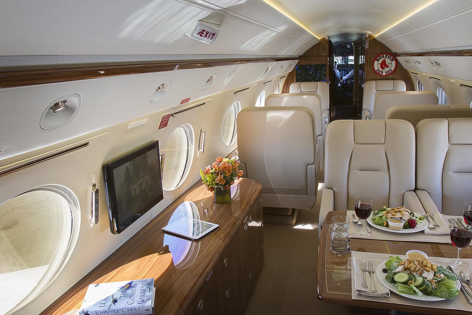 Gulfstream IV N227SV
