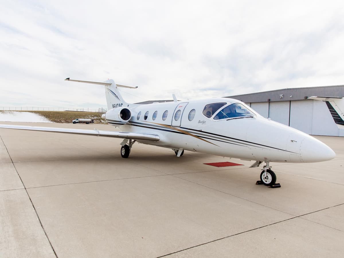 Beechjet 400A N228SB