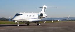Challenger 300 N228Y