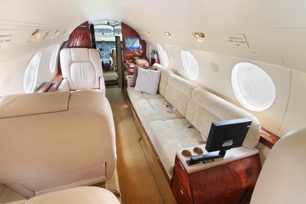 Falcon 20F N239CD