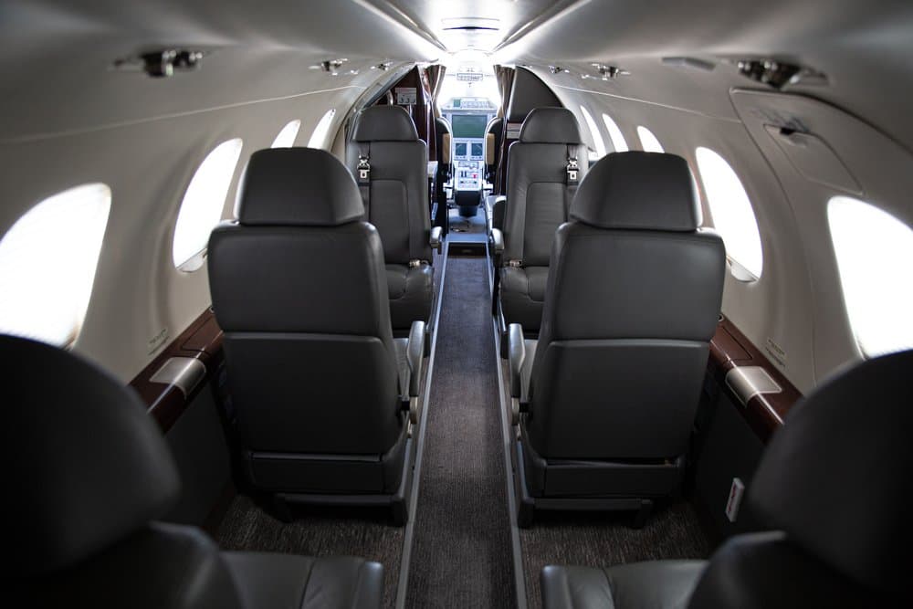Embraer Phenom 300 N247CM