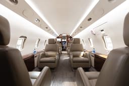 Challenger 300 N247FS