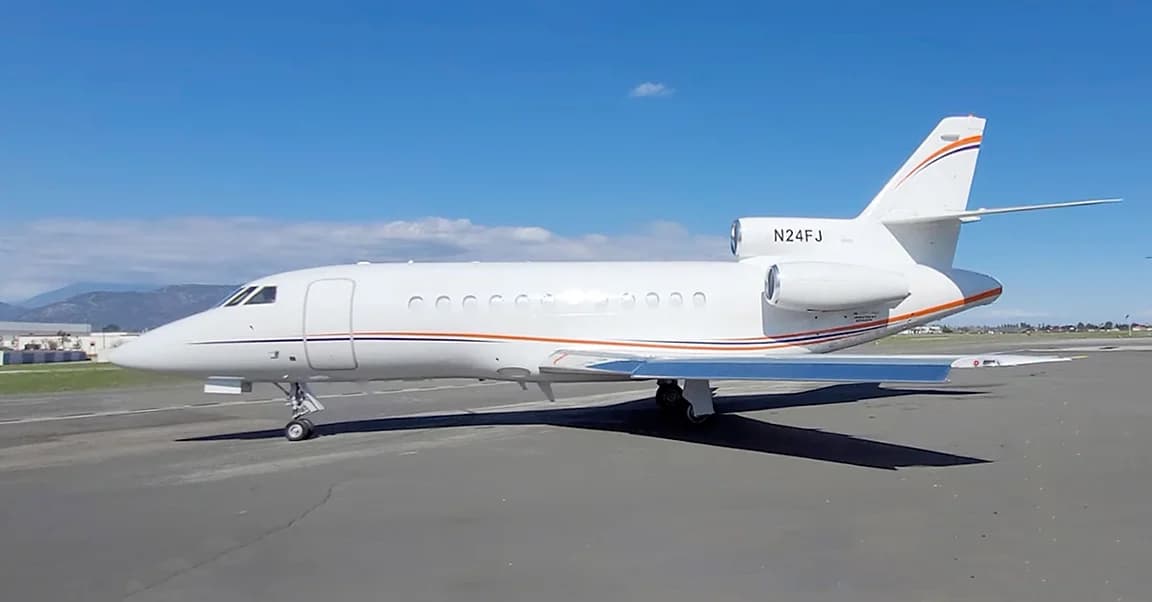 Falcon 900B N24FJ