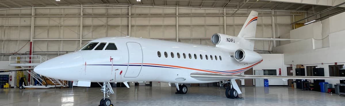 Falcon 900B N24FJ