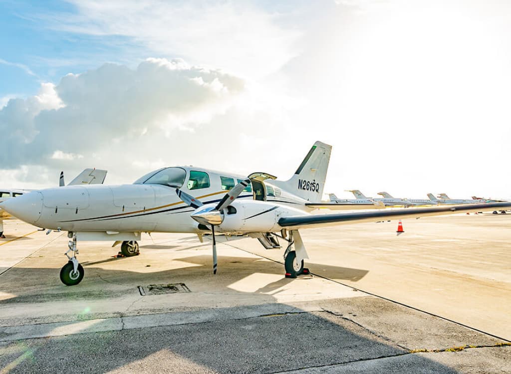 Cessna 402B N2615Q