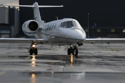 Learjet 35A N277MK