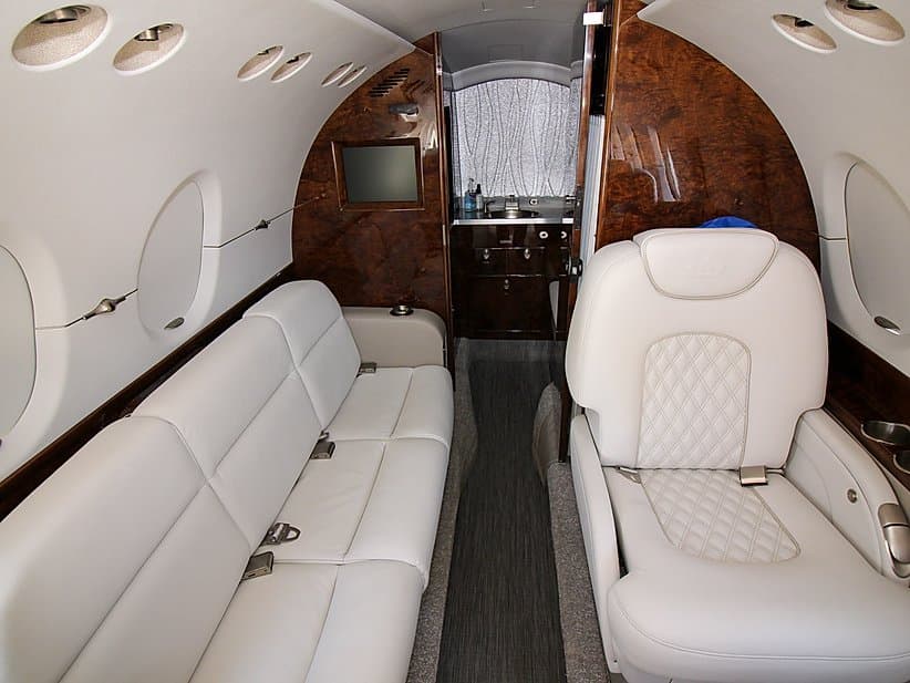Hawker 800XP N279CF