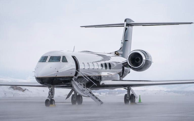 Gulfstream G550 N27LX