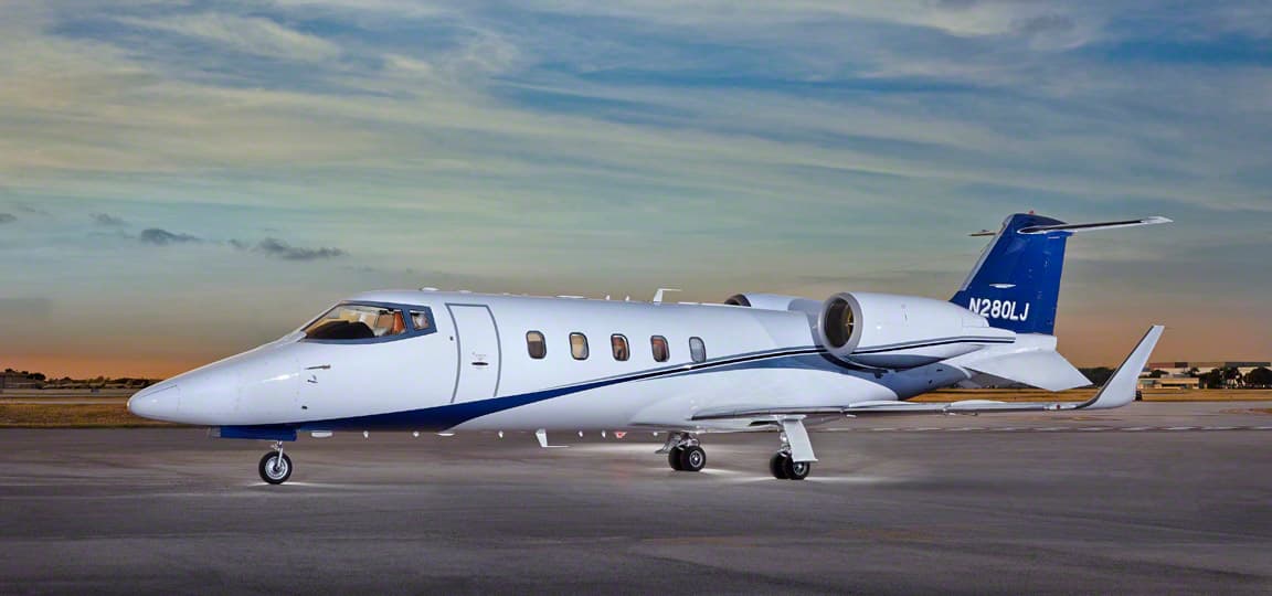 Learjet 60 N280LJ