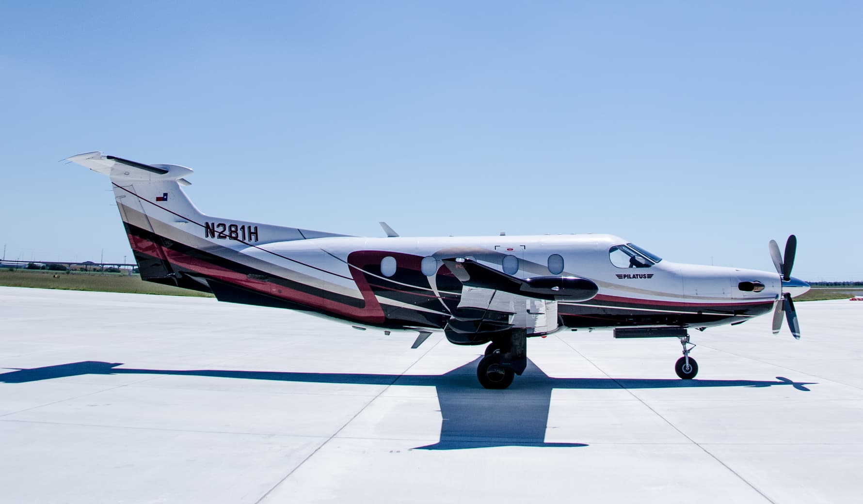 Pilatus PC-12/47 N281H