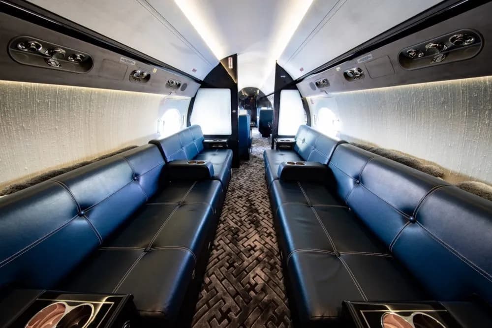 Gulfstream G450 N28AD