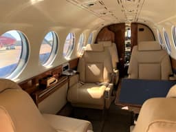 Beechcraft King Air 300 N300CW
