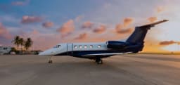 Embraer Phenom 300 N300FL