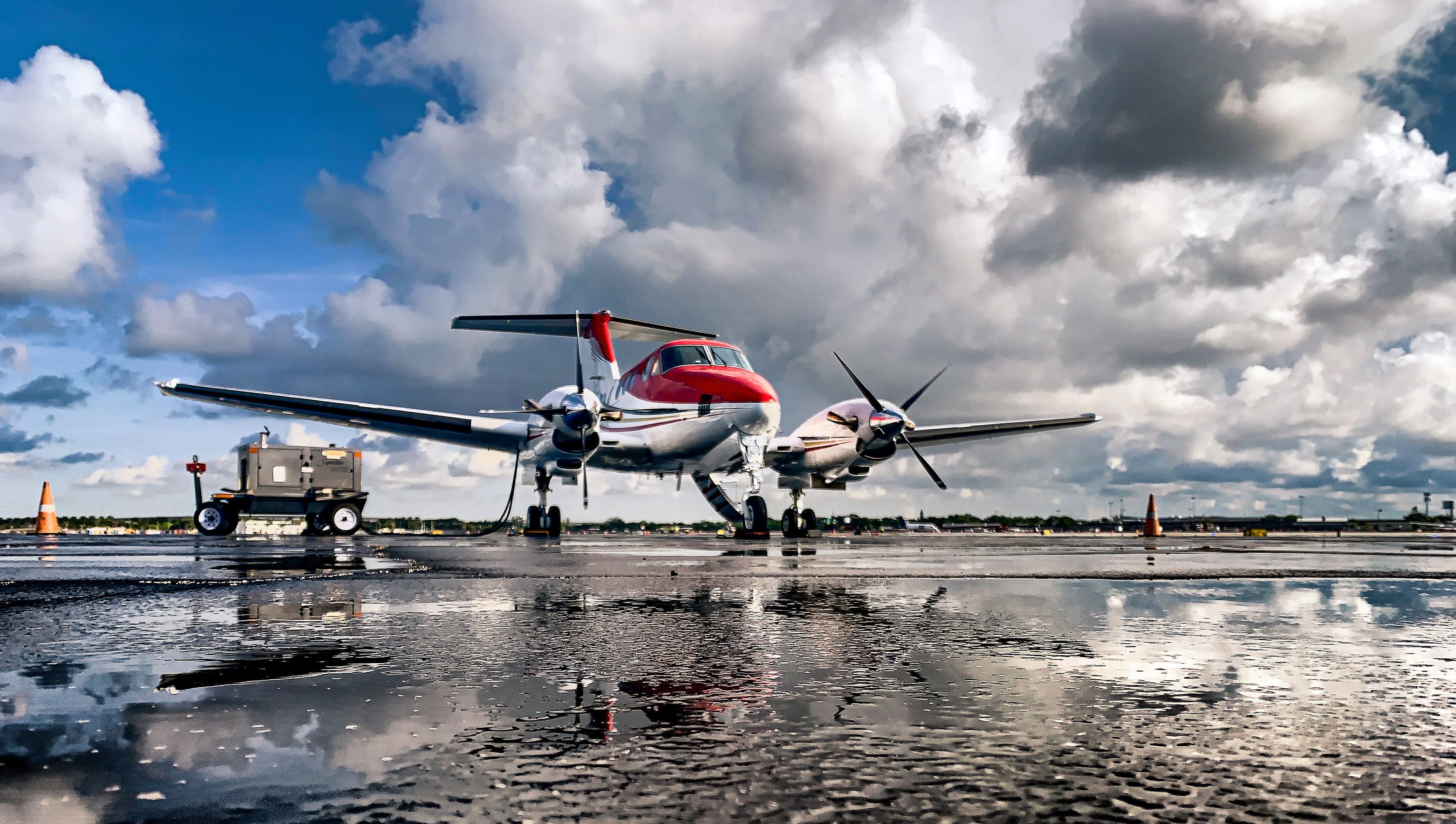 Beechcraft King Air F90 N300TA