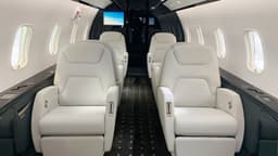 Challenger 300 N301JE