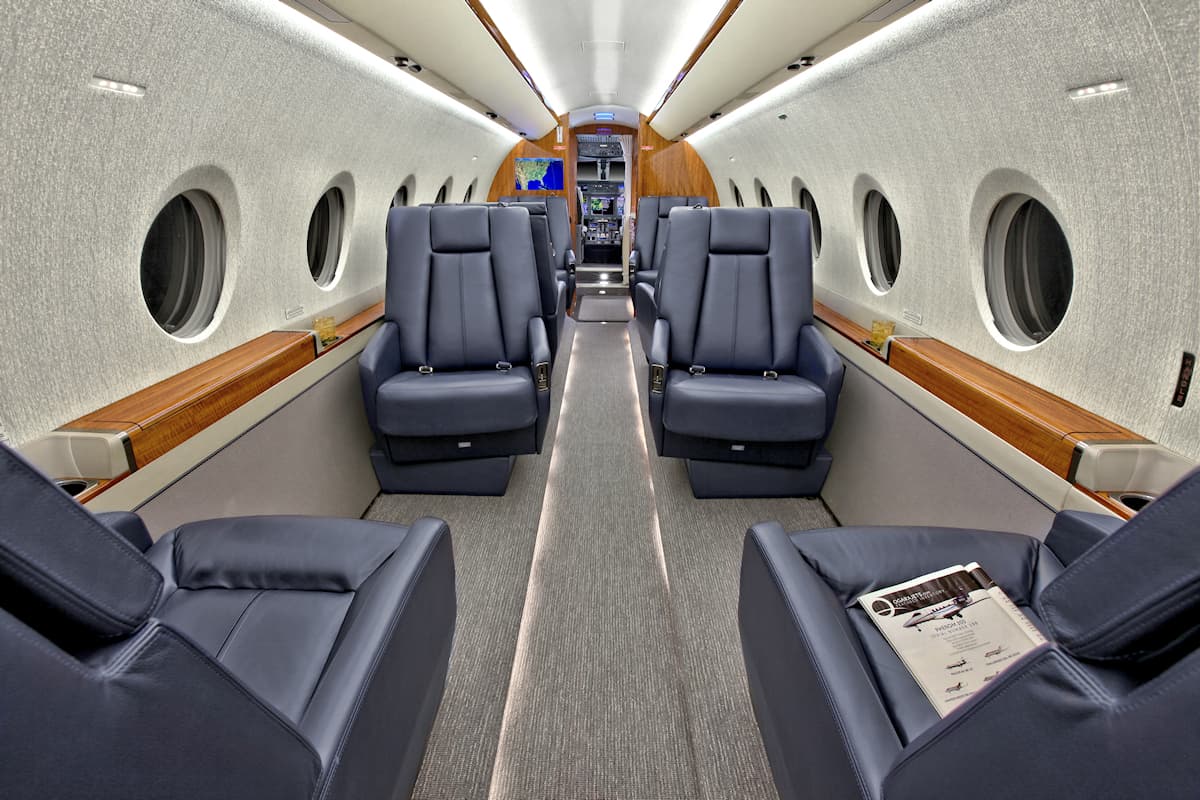Gulfstream G280 N301WM