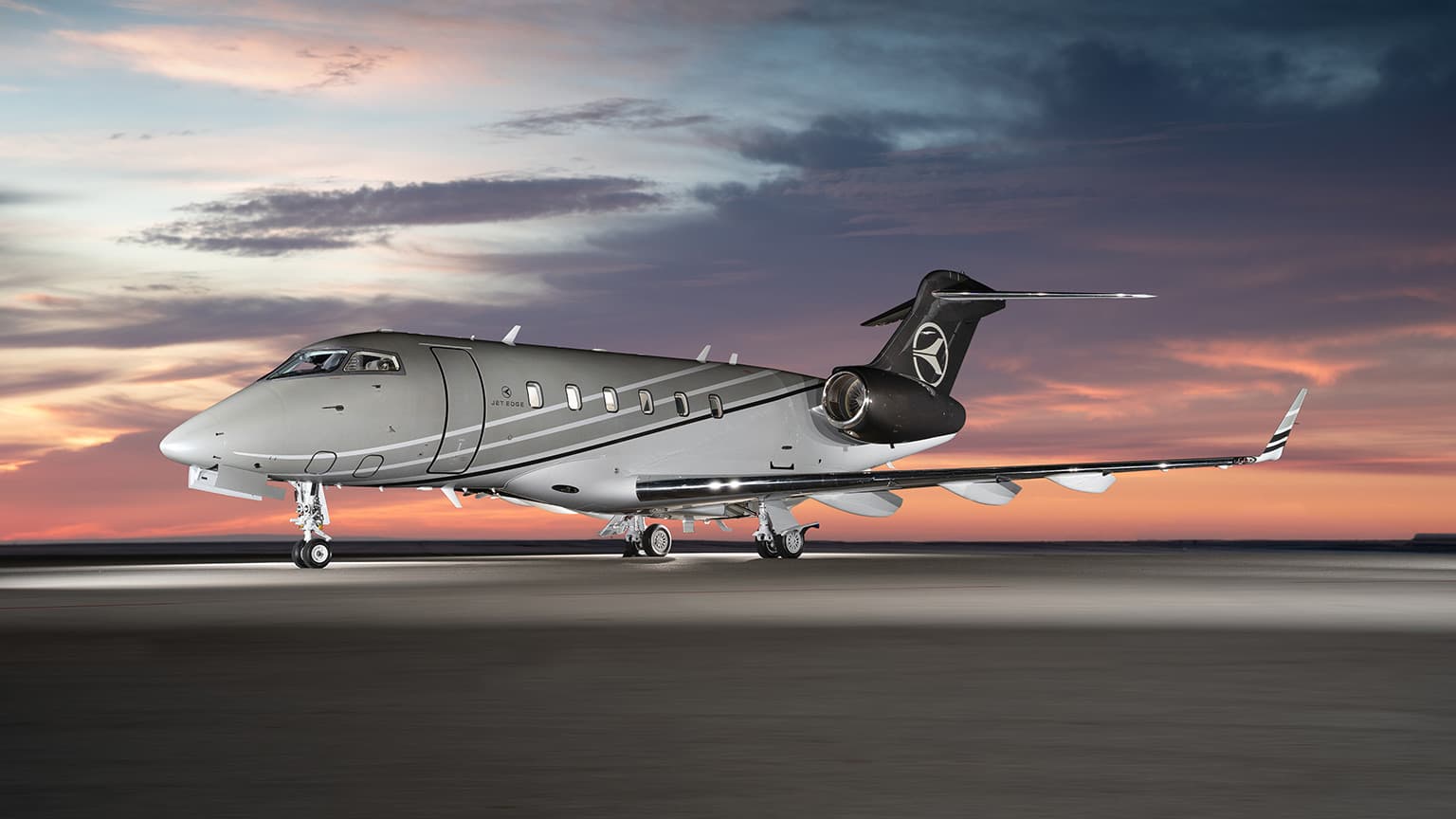 Challenger 300 N302JE