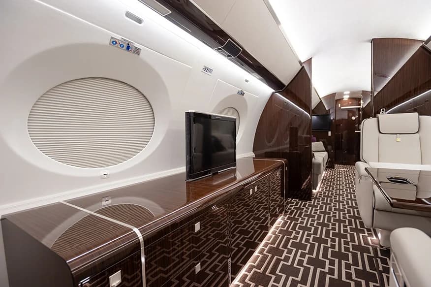 Gulfstream G650ER N302TR