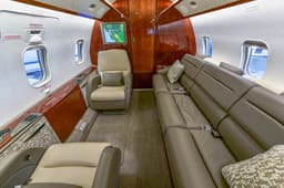 Challenger 300 N304PS