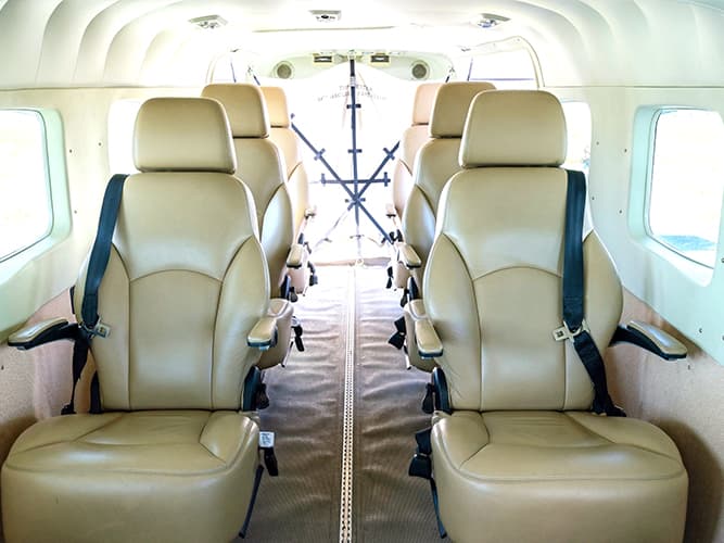 Cessna 208B Grand Caravan EX N305NC