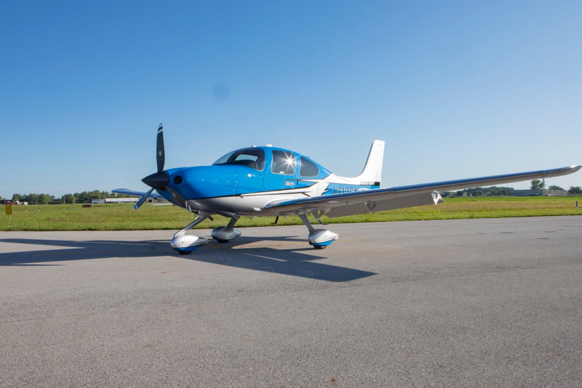 Cirrus SR22 N310SA