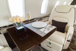 Challenger 350 N312EA